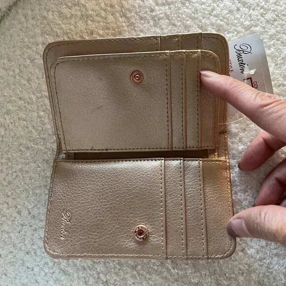 Women's Bifold Card Wallet w/ Hearts Pattern - Picture 3 of 4